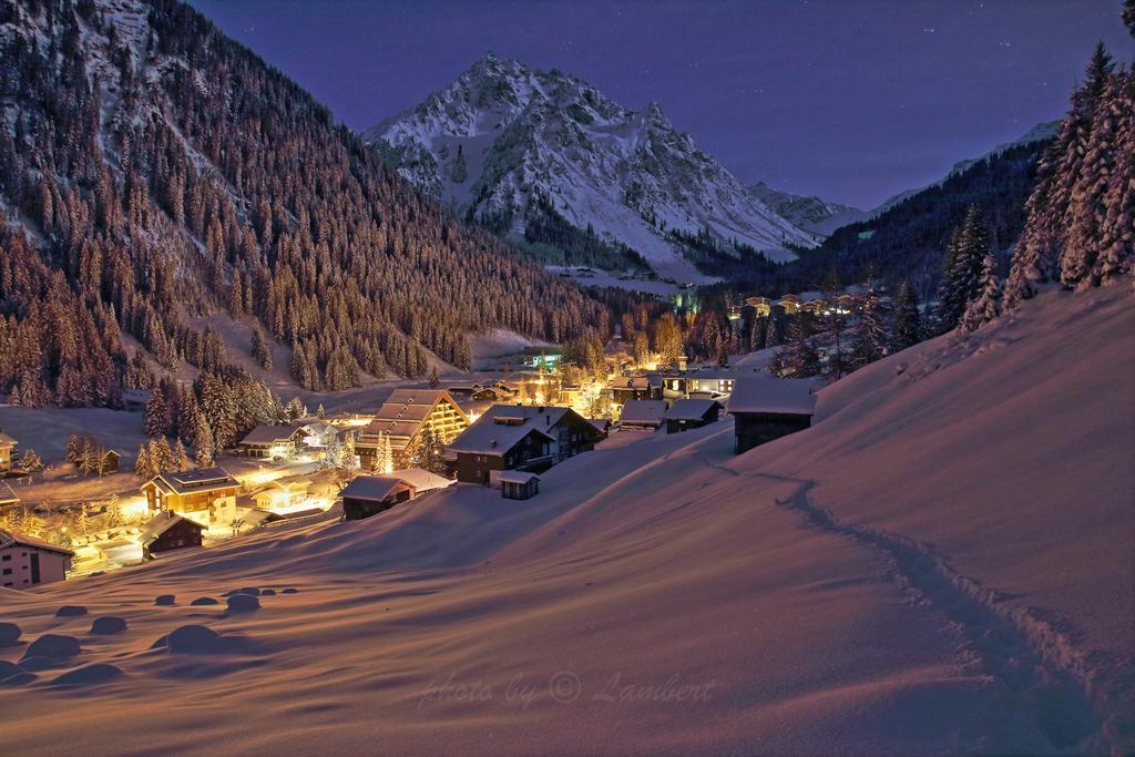 Hotel Bradabella - Montafon Гарделен Екстериор снимка